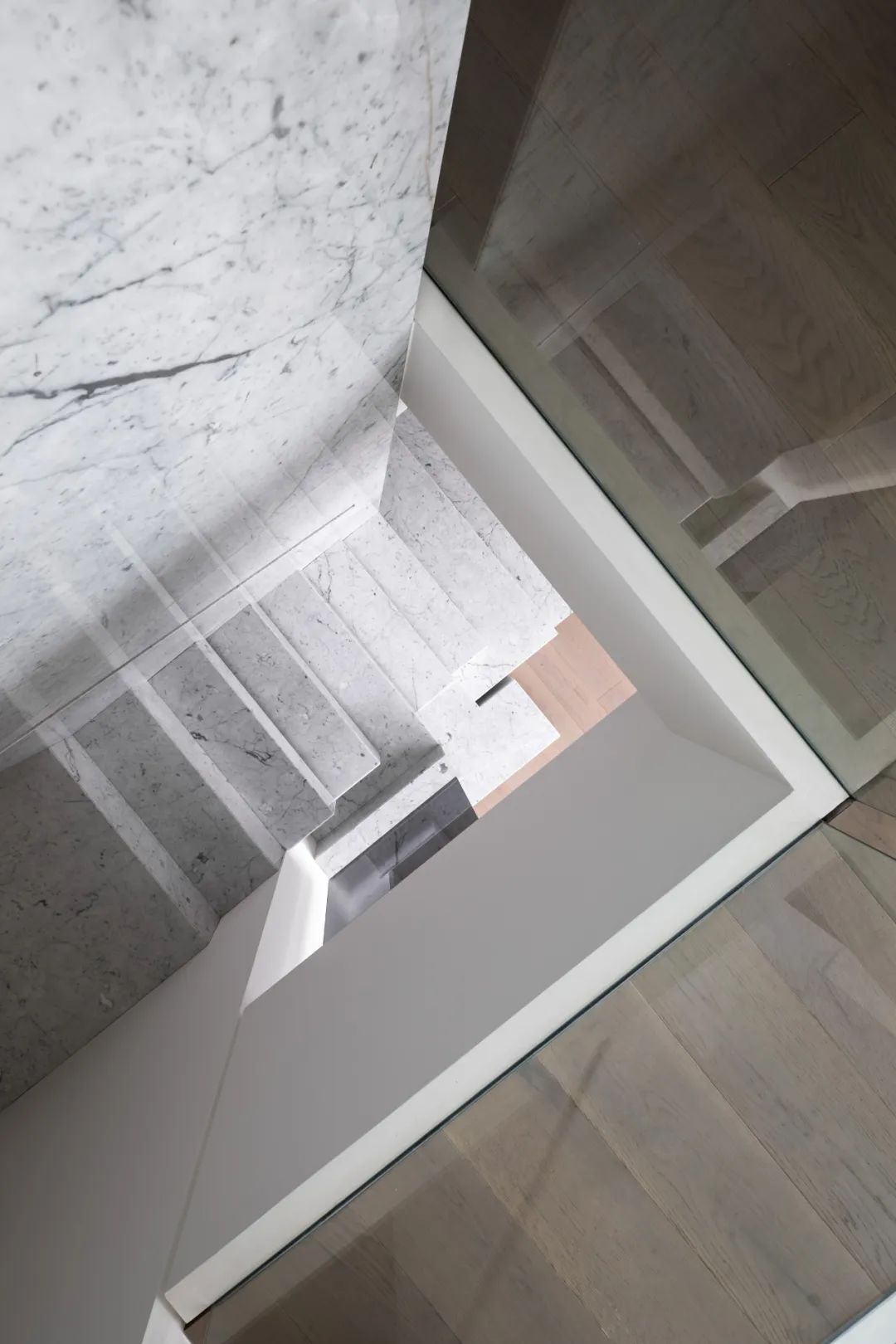 Carrara marble Indoor Stairs